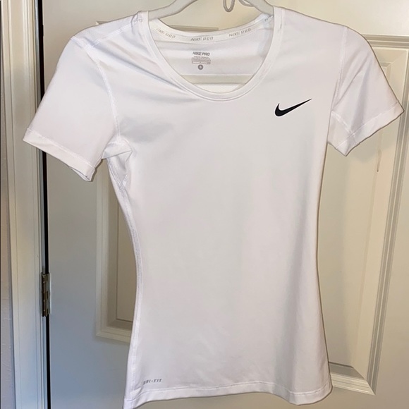 Nike Pro Sports Top - Picture 1 of 2